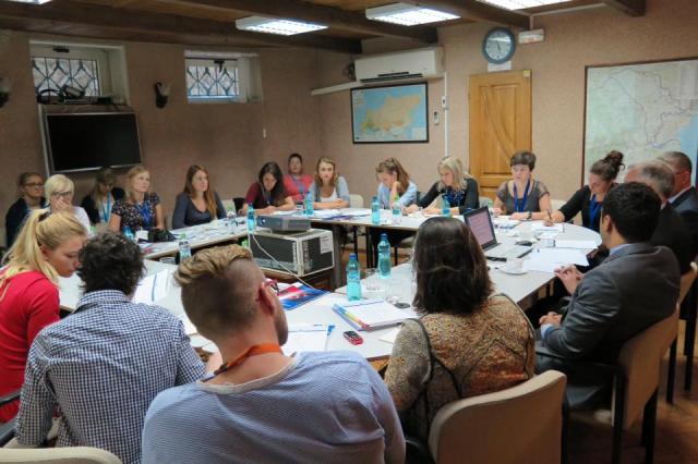 Študenti a študenti Katedry rozvojových štúdií Palackého univerzity dostali odpovede na svoje otázky o súčasnej situácii v Moldavsku.